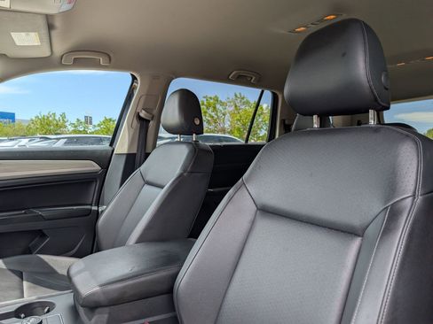 Used 2018 Volkswagen Atlas SE AWD/4WD image 24