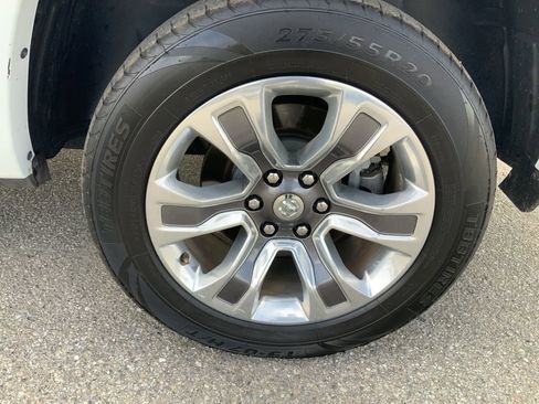 Used 2023 RAM 1500 Limited w/ Body Color Bumper Group image 10