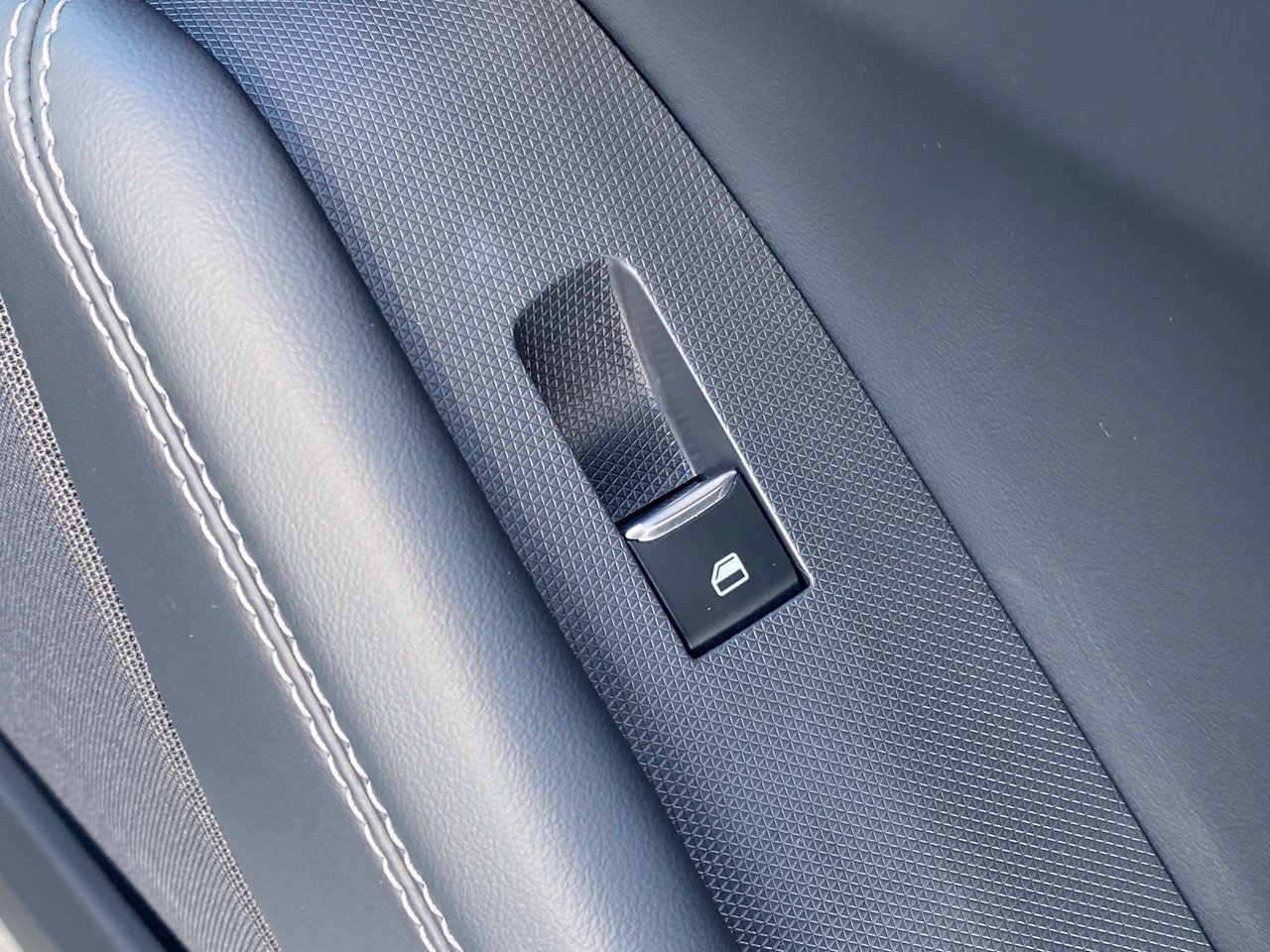 Used 2024 Ford Mustang Mach-E Select RWD image 24