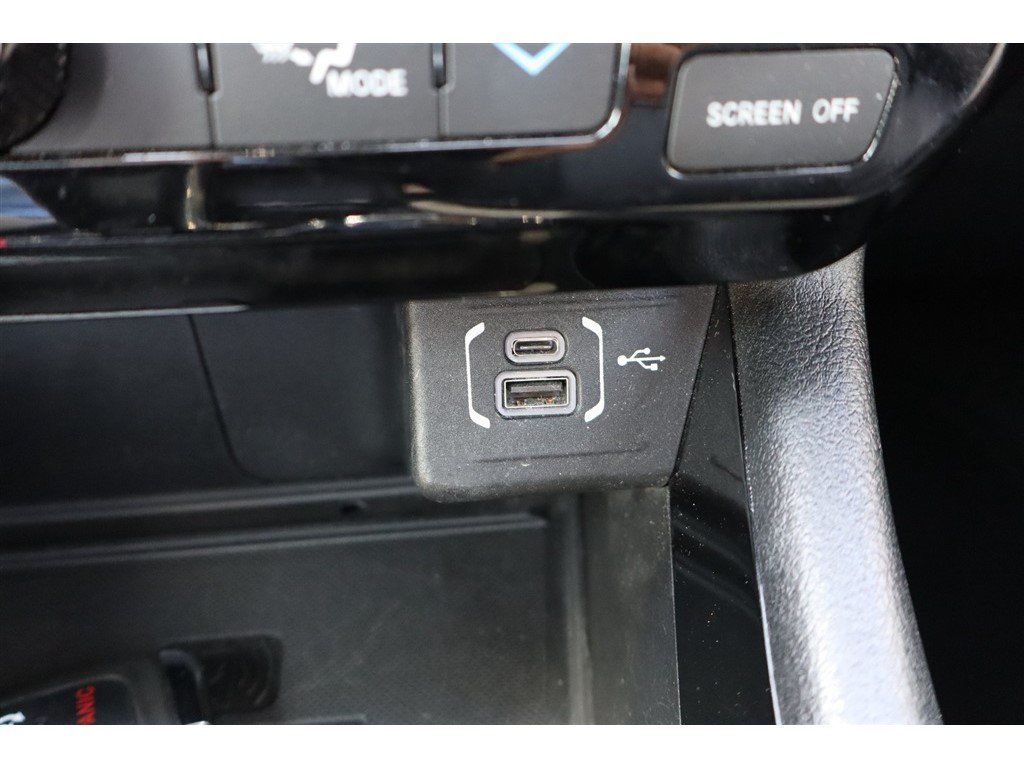 Used 2022 Jeep Compass Limited w/ Elite Group AWD/4WD image 29