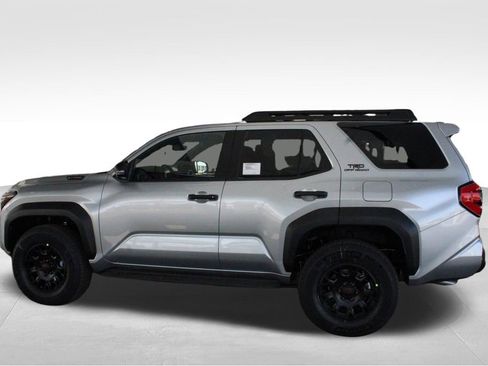 New 2026 Toyota 4Runner TRD Off-Road Premium AWD/4WD image 11