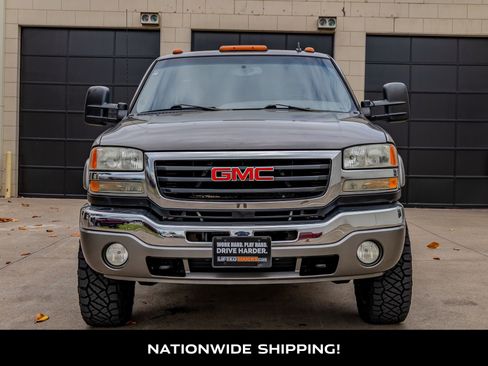 Used 2007 GMC Sierra 3500 SLT w/ Heavy-Duty Power Package image 4