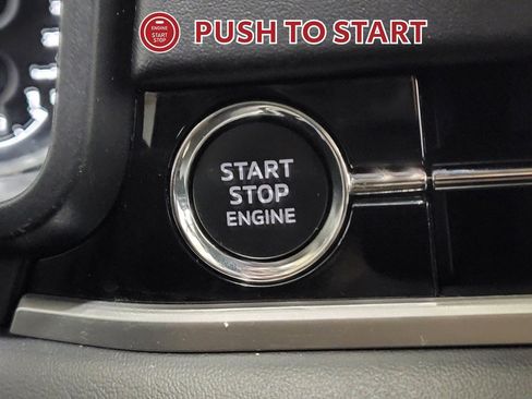 Used 2023 Mitsubishi Outlander SE image 20