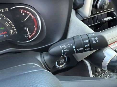 Used 2025 Toyota RAV4 XLE image 27