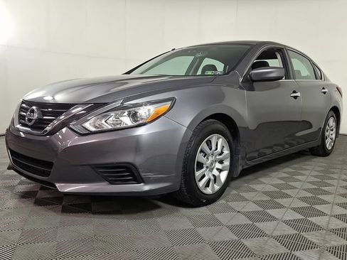 Used 2018 Nissan Altima 2.5 S w/ S Convenience Package FWD image 6
