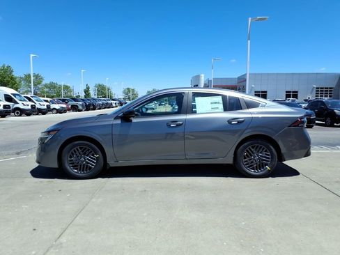 New 2026 Nissan Sentra SV FWD image 5