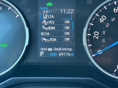 Certified 2020 Toyota RAV4 XLE image 30