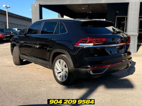 Used 2021 Volkswagen Atlas Cross Sport SE FWD image 5