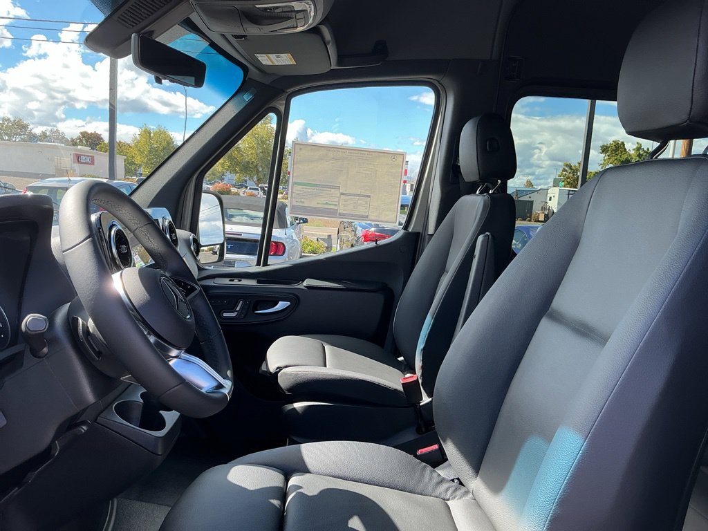 New 2026 Mercedes-Benz Sprinter 2500 image 12