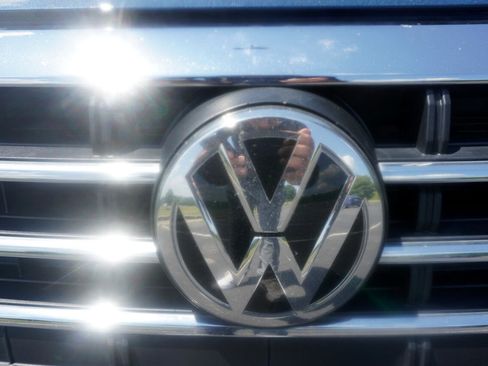 Used 2019 Volkswagen Jetta S w/ Driver Assistance Package image 26