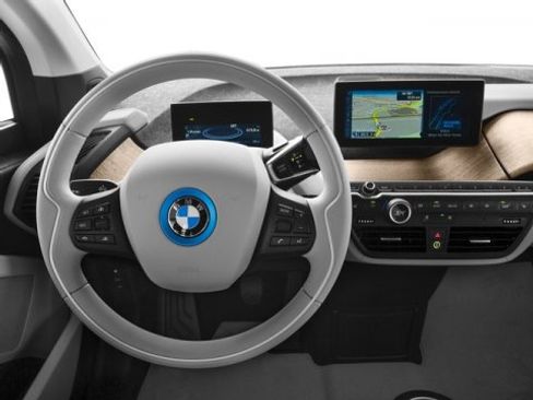 Used 2017 BMW i3 94Ah with Range Extender image 7