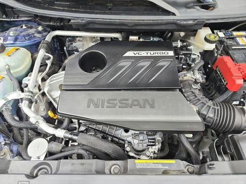 Used 2024 Nissan Rogue SV w/ SV Premium Package image 17