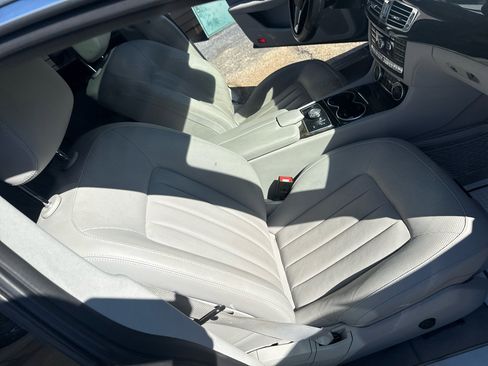 Used 2014 Mercedes-Benz CLS 550 image 33