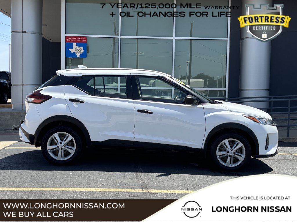 Used 2024 Nissan Kicks S FWD image 2