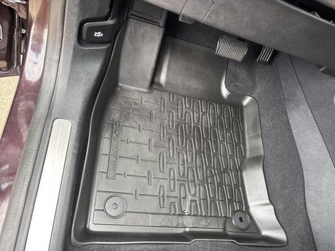 Used 2023 Lincoln Corsair FWD image 25