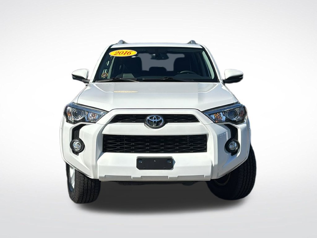 Used 2016 Toyota 4Runner SR5 Premium AWD/4WD image 2