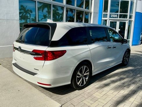 Certified 2022 Honda Odyssey Touring image 6