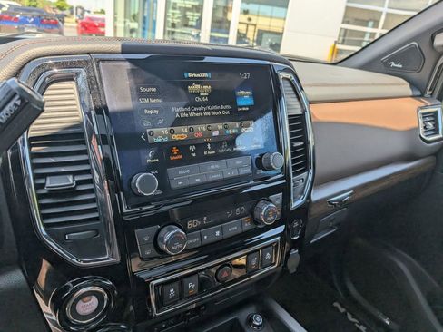 Used 2021 Nissan Titan Platinum Reserve w/ Moonroof Package AWD/4WD image 21