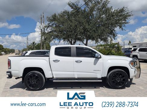 Used 2018 GMC Canyon Denali image 2
