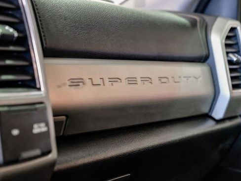 Used 2019 Ford F250 Lariat w/ Lariat Ultimate Package image 27