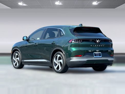 Used 2023 VinFast VF 8 Eco AWD/4WD image 3