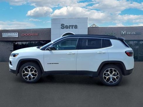 Used 2024 Jeep Compass Limited AWD/4WD image 4