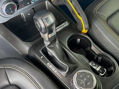 Used 2022 Ford Bronco Badlands w/ Sasquatch Package image 18