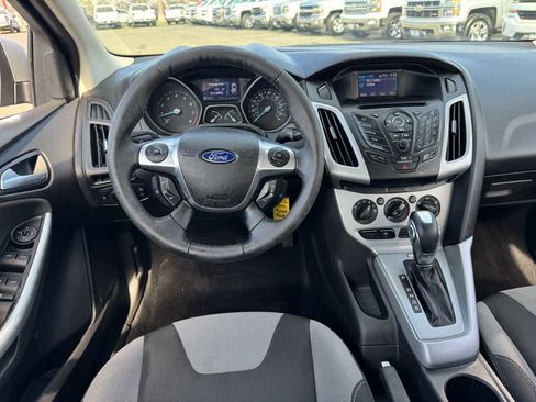 Used 2012 Ford Focus SE image 24