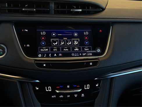 New 2025 Cadillac XT5 Premium Luxury image 26