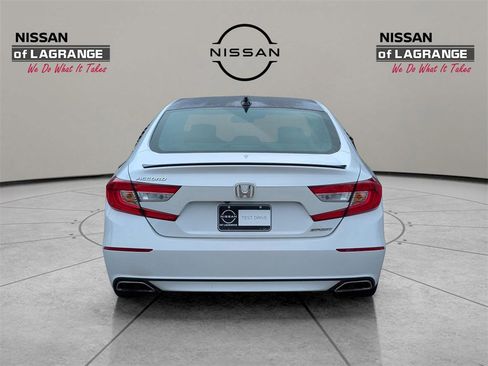 Used 2021 Honda Accord Sport image 6