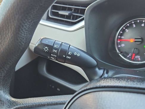 Used 2019 Toyota RAV4 XLE image 28