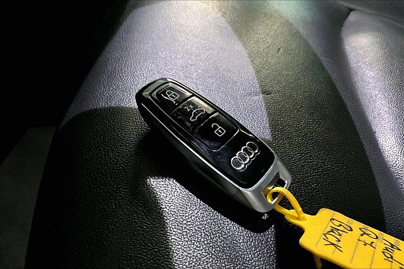 Used 2021 Audi Q7 3.0T Premium Plus AWD/4WD image 8