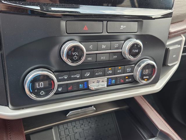 Used 2022 Ford Expedition Max Limited AWD/4WD image 23