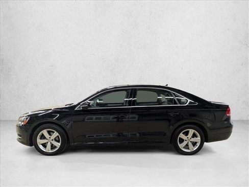 Used 2012 Volkswagen Passat 2.5 SE image 9