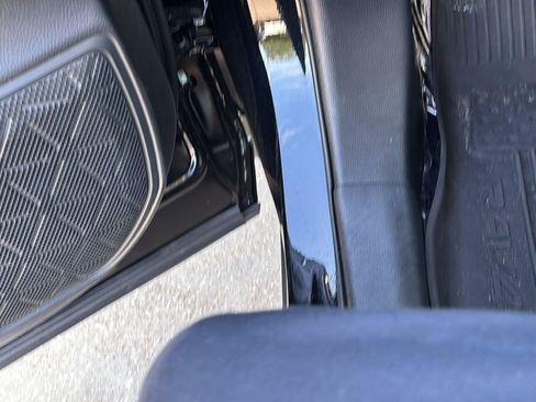 Used 2021 Toyota RAV4 XLE image 27