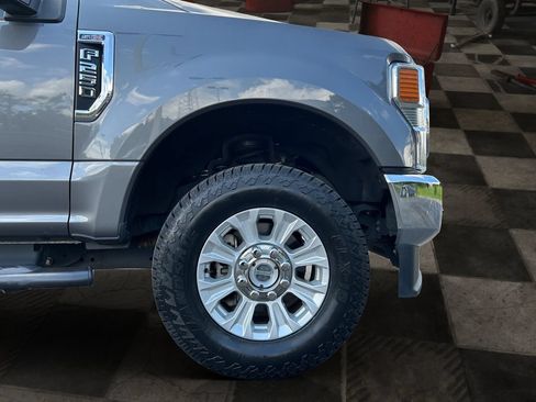 Used 2021 Ford F250 XL w/ STX Appearance Package AWD/4WD image 11