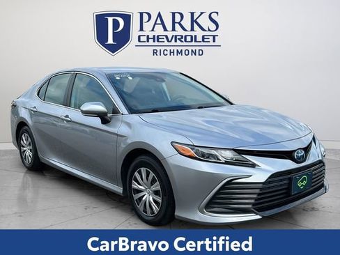 Used 2022 Toyota Camry LE FWD image 1