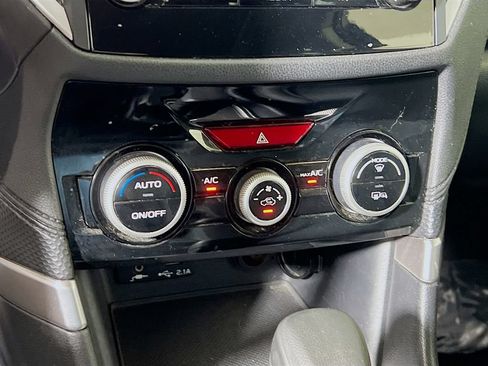 Used 2021 Subaru Forester Premium AWD/4WD image 14