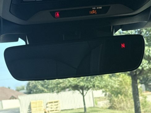 Used 2024 Subaru Crosstrek 2.5i Limited w/ Crosstrek Mirror Package image 29