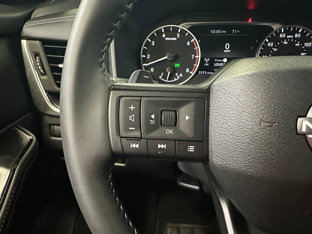 Used 2026 Nissan Rogue SV AWD/4WD image 11