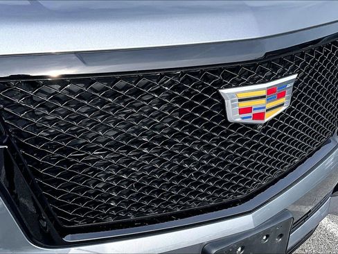 Used 2021 Cadillac Escalade ESV Sport w/ Driver Assist Tech Package image 32