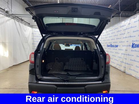 Certified 2023 Subaru Ascent Premium w/ Convenience Package image 15