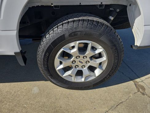 Used 2023 Ford F150 XLT image 12