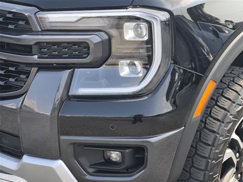 Used 2025 Ford Ranger Lariat AWD/4WD image 10