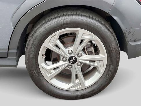 Used 2023 Hyundai Kona SEL AWD/4WD image 13