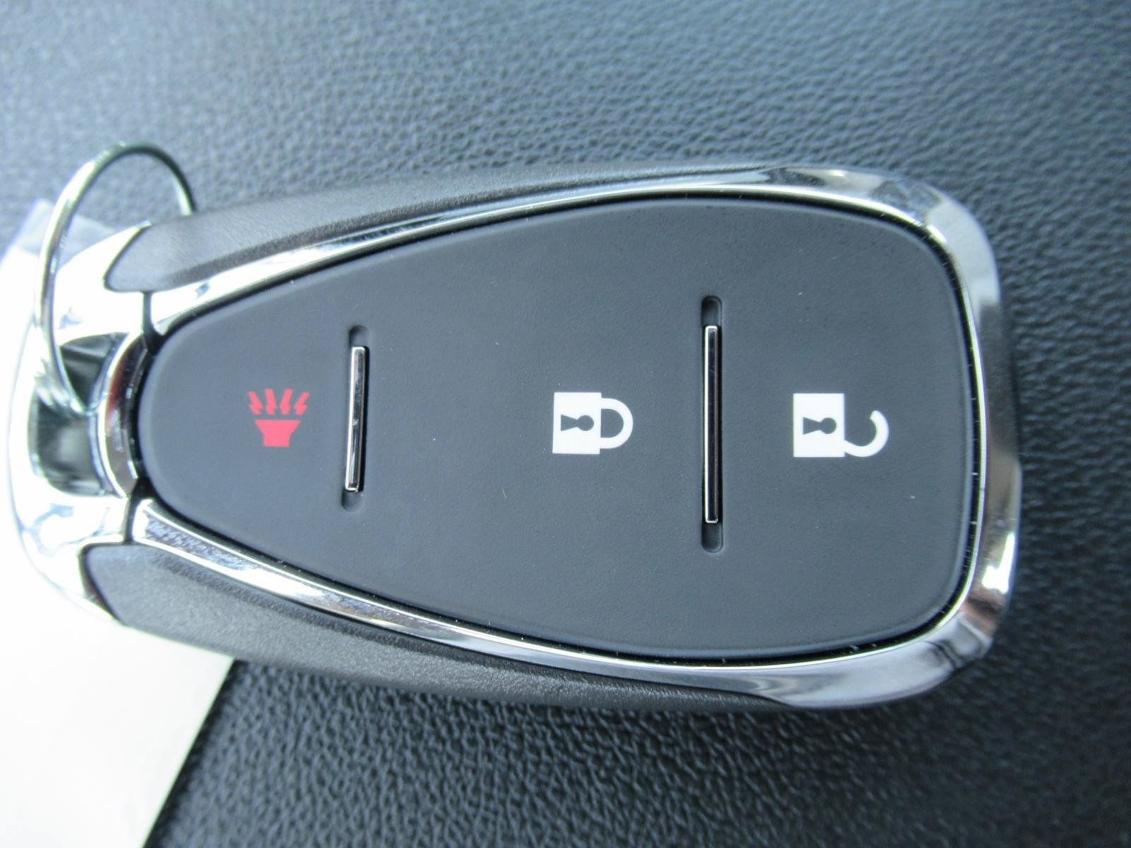 Used 2024 Chevrolet Equinox LS w/ Driver Confidence II Package FWD image 29