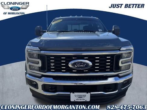 Used 2023 Ford F450 Lariat image 3