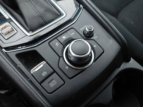 Used 2018 MAZDA CX-5 Sport image 18