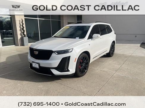 Used 2023 Cadillac XT6 Sport w/ Technology Package image 1