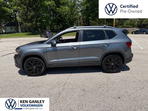 Used 2023 Volkswagen Taos SEL w/ Black Wheel Package AWD/4WD image 4